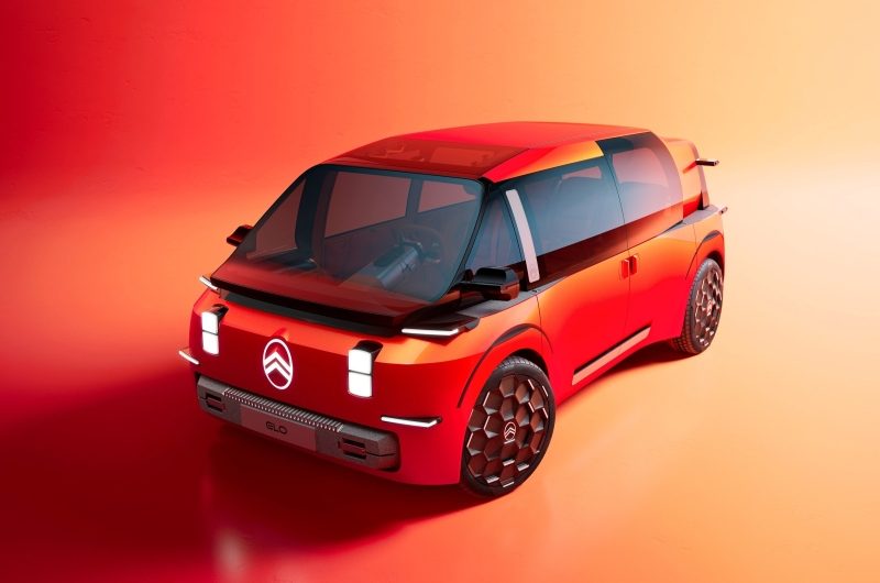 Citroen Elo: шестиместный семейный минивэн со съёмной мебелью и двумя матрасами