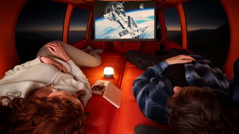 Citroen Elo: шестиместный семейный минивэн со съёмной мебелью и двумя матрасами