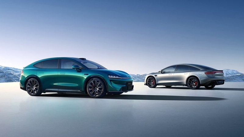 Huawei и Chery готовят к премьере минивэн Luxeed V9, который поборется с Zeekr 009