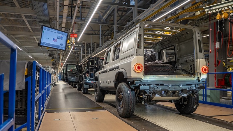 Ineos Grenadier Game Viewer готов к путешествию по саванне