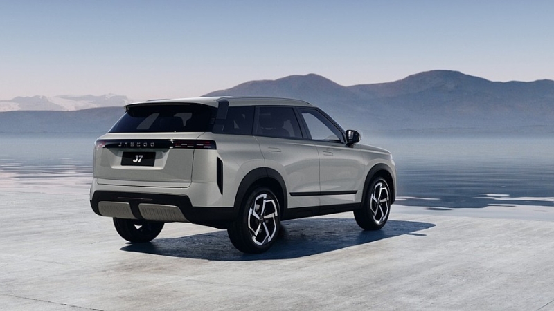 Jaecoo готовит новую версию кроссовера J7 для российского рынка