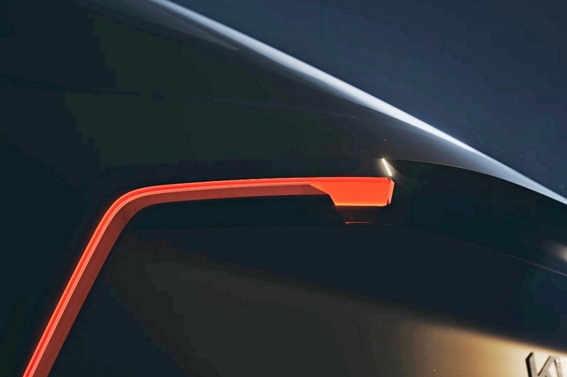 Kia анонсировала новинку с необычным дизайном