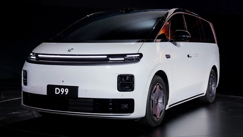 Leapmotor отметила юбилей анонсом минивэна D99 и продажей части акций концерну FAW