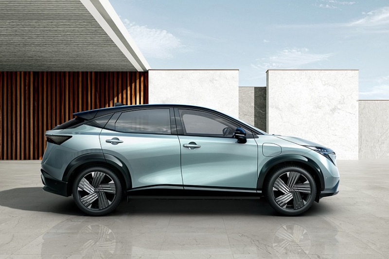 Непопулярный кроссовер Nissan Ariya пережил рестайлинг