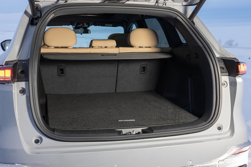 Новый Changan CS75 Plus стартует в России с топовым мотором и полным приводом: объявлены цены