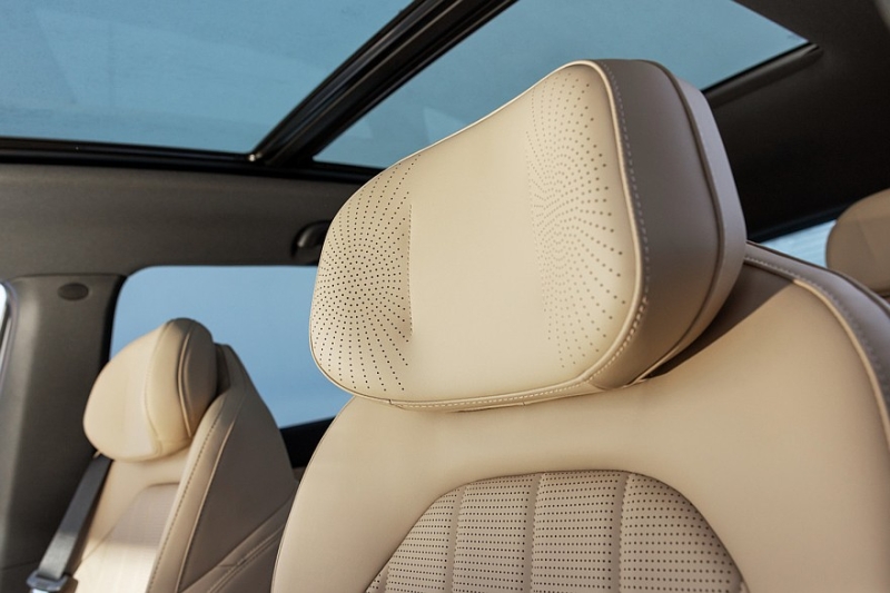 Новый Changan CS75 Plus стартует в России с топовым мотором и полным приводом: объявлены цены