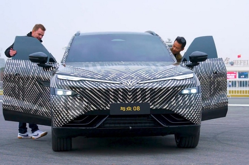 Новый кроссовер Volkswagen ID.Unyx 08 показали живьём