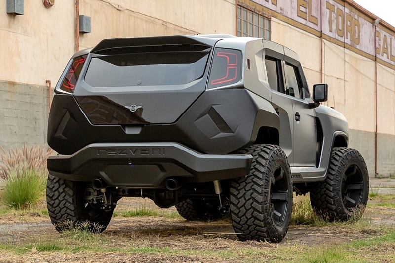 Новый Rezvani Tank показался на первых тизерах: больше экспрессии, мощности и опций