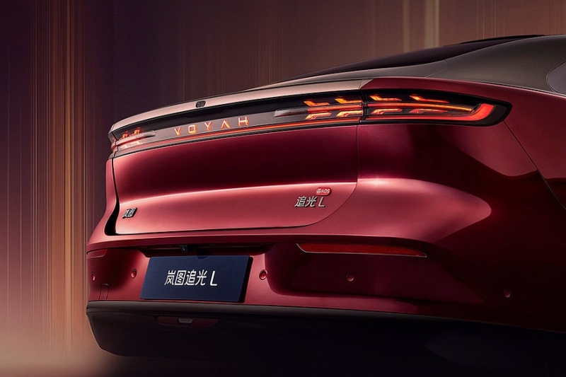 Полноприводный седан Voyah Passion L готов к старту продаж