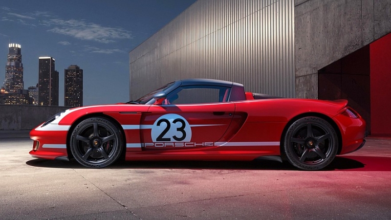 Porsche &laquo;обнулила&raquo; 20-летний суперкар Carrera GT и снабдила его ле-мановской ливреей