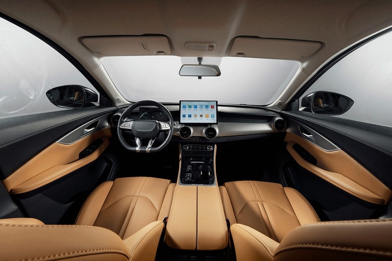 «Престижную» линейку Forthing Xinghai от Dongfeng пополнил кроссовер. Снова