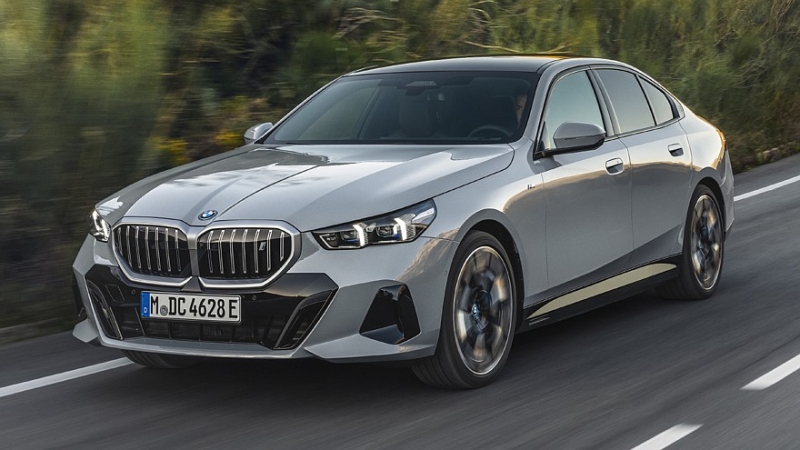 Рестайлинг BMW 5 серии: новые изображения