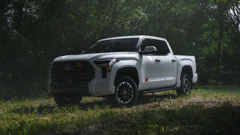 Toyota собирается продавать в Японии Camry, Highlander и Tundra с американской пропиской