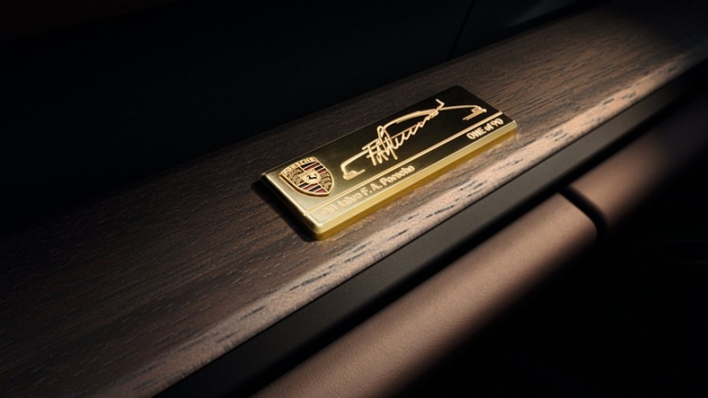 У Porsche 911 GT3 появилась спецверсия, посвящённая 90-летию Фердинанда Александра Порше