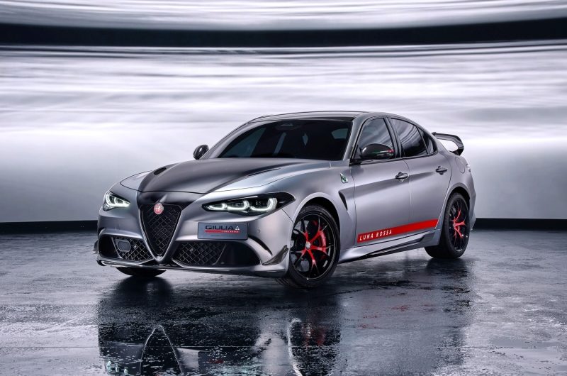 Alfa Romeo Giulia Quadrifoglio Luna Rossa: новая спецверсия с необычным антикрылом