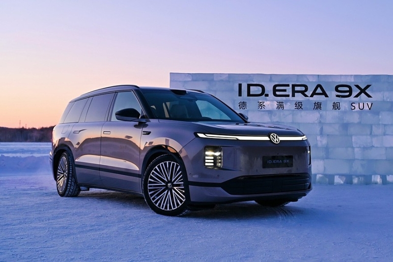 Большой кроссовер Volkswagen ID.Era 9X: засвечен интерьер
