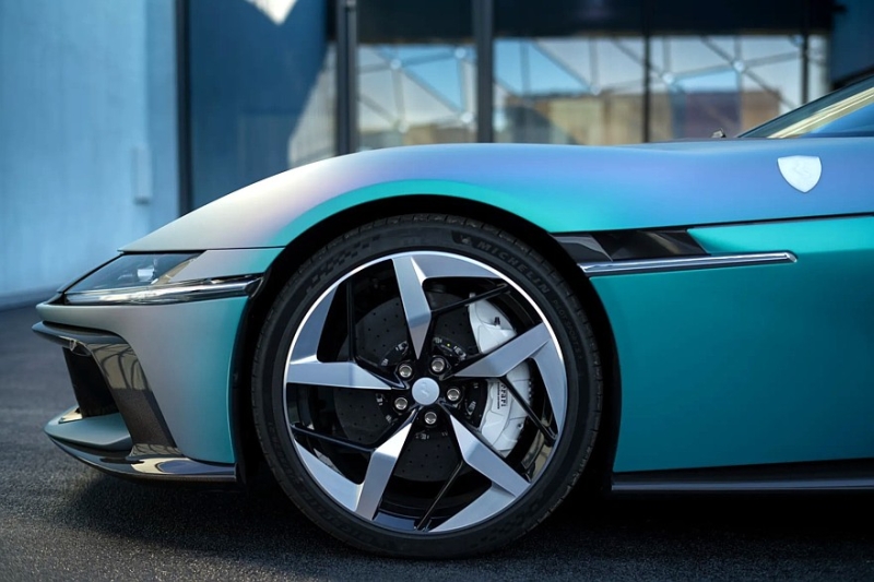 Ferrari 12Cilindri Tailor Made: шедевр южнокорейского искусства на теле &laquo;итальянца&raquo;