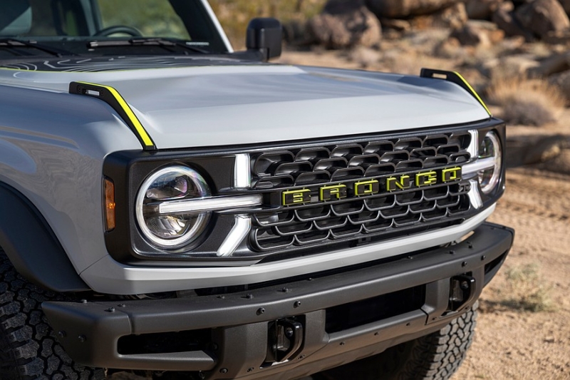 Ford рассекретил Bronco RTR: яркий декор, новая подвеска и базовый мотор