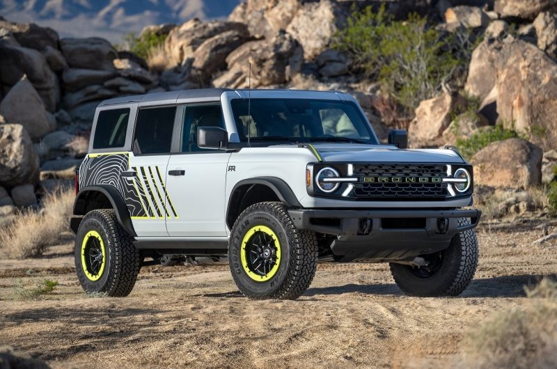 Ford рассекретил Bronco RTR: яркий декор, новая подвеска и базовый мотор