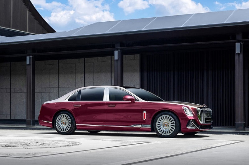 Люксовый седан Hongqi L1 приготовился к старту продаж в России
