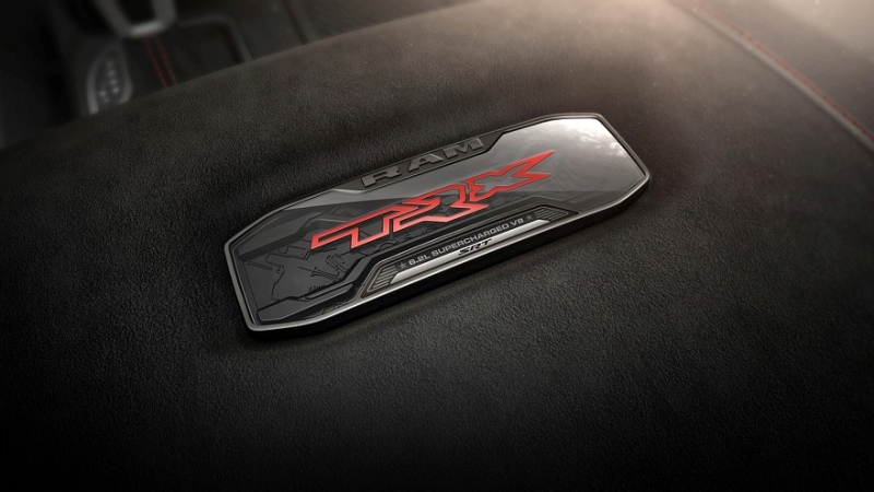Масл-трак Ram 1500 SRT TRX вернулся: мощнее, быстрее и богаче предшественника