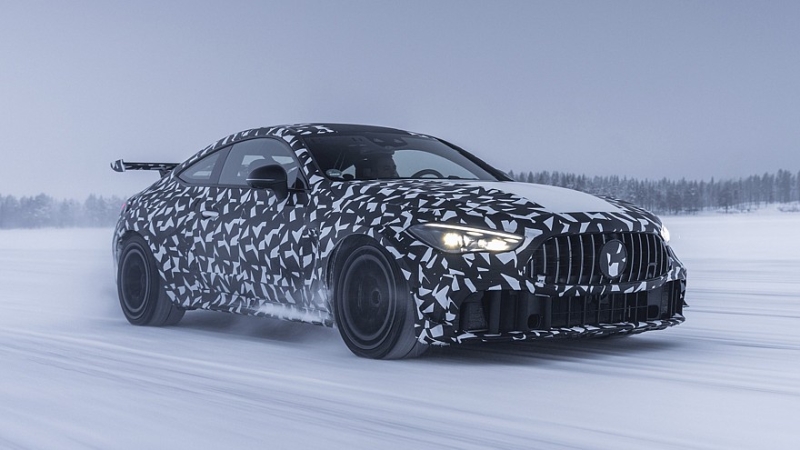 Mercedes-AMG готовит лимитированную серию купе CLE с двигателем V8