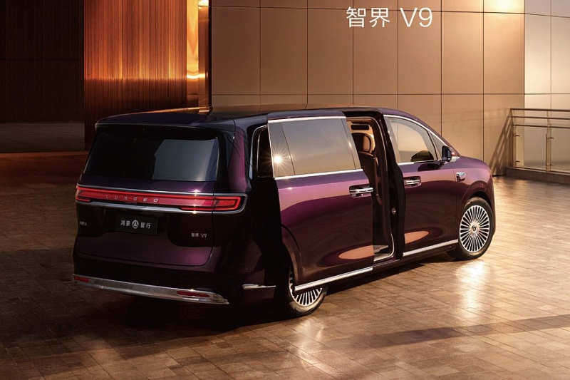 Минивэн Luxeed V9 от Chery и Huawei: официальные фото