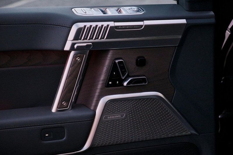 Рамный внедорожник M-Hero I получил в России более доступную версию