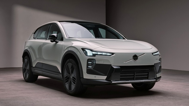 Volvo EX60: без дверных ручек, до 810 км на одной зарядке, сразу есть версия Cross Country