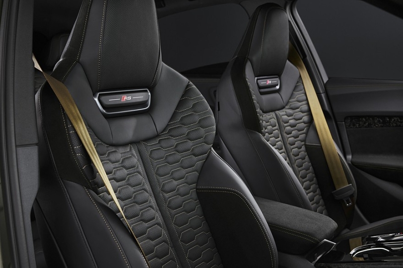 Audi полностью рассекретила новые &laquo;заряженные&raquo; лифтбек и универсал RS 5