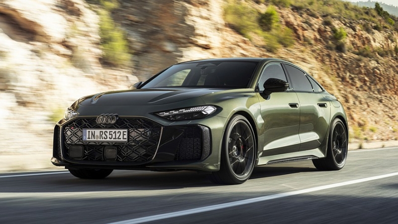 Audi полностью рассекретила новые &laquo;заряженные&raquo; лифтбек и универсал RS 5