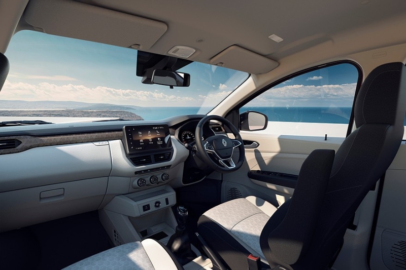 Бюджетный компактвэн Nissan Gravite на базе Renault: новое фото и дата премьеры