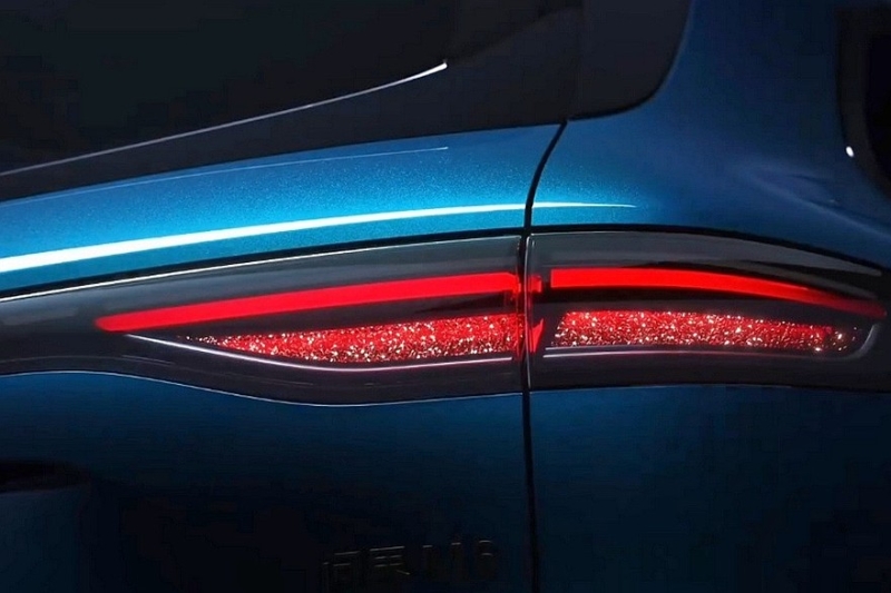 Гамму AITO пополнит &laquo;молодёжный&raquo; кроссовер M6: официальные фото