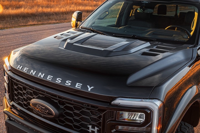 Hennessey VelociRaptor 1200 F-250: дизельный гигант к юбилею независимости Америки