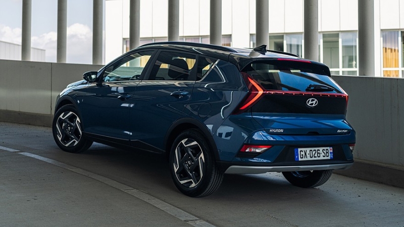 Hyundai готовит новый кроссовер Bayon: первые изображения