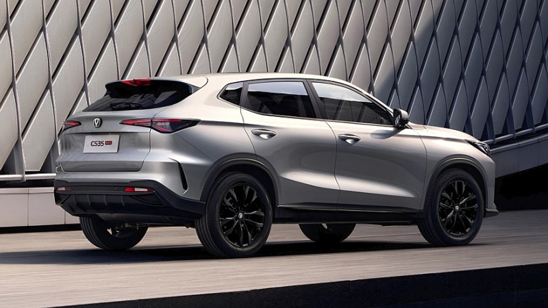 Кроссовер Changan CS35 Max для российского рынка: стал известен состав комплектаций