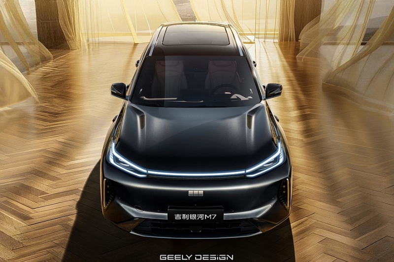 Кроссовер Geely Galaxy M7 показался на официальных фото