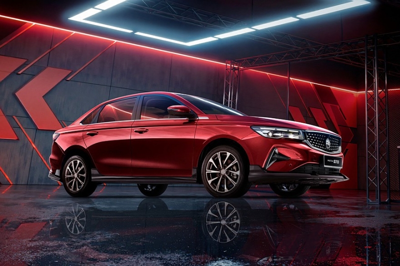 Обновлён седан Proton S70 на базе Geely Emgrand: более мощный мотор и версия &laquo;под спорт&raquo;