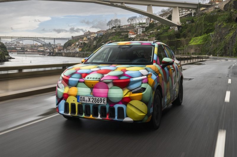 Skoda Epiq готовится к дебюту: три варианта техники и подробности о салоне