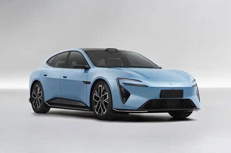 Универсал Avatr 06T: «живые» фото и технические подробности