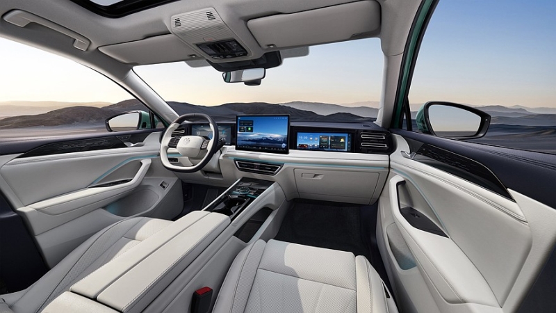 Volkswagen Tiguan L ePro: гибридный кроссовер со своим дизайном