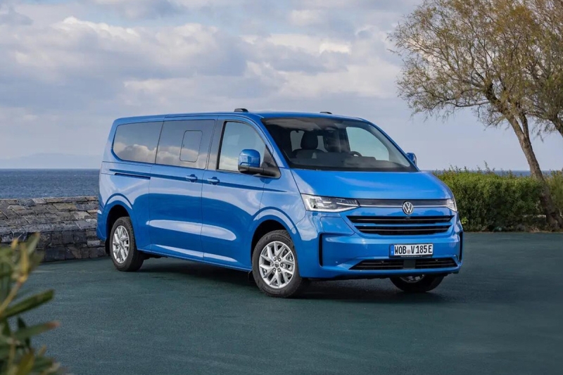 Volkswagen Transporter и Caravelle обзавелись новыми трансфер-версиями