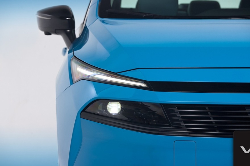 Бюджетный седан Nissan Versa, он же Almera и Sunny: новый имидж и старый мотор