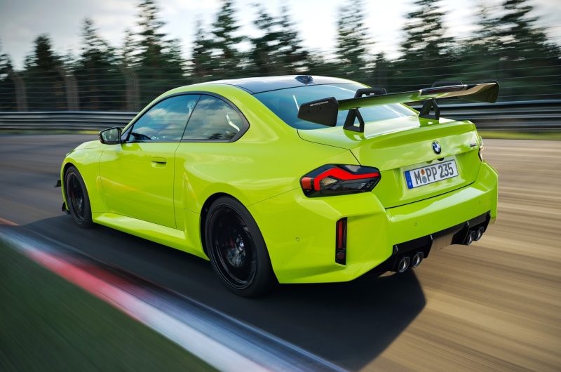 BMW сделала купе M2 ещё круче: трековый пакет и облегчённая выхлопная система