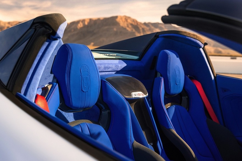 Chevrolet Corvette Grand Sport дебютировал с полным приводом и новым 6,7-литровым V8