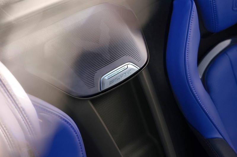 Chevrolet Corvette Grand Sport дебютировал с полным приводом и новым 6,7-литровым V8