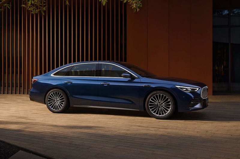 Geely готовит полноприводный седан Galaxy Starshine 7 с дизайном в стиле нового Emgrand