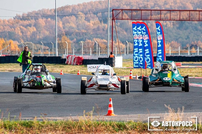 Яркое открытие сезона: ралли-кросс в Подмосковье