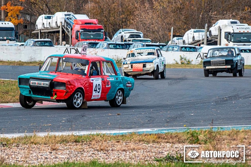 Яркое открытие сезона: ралли-кросс в Подмосковье