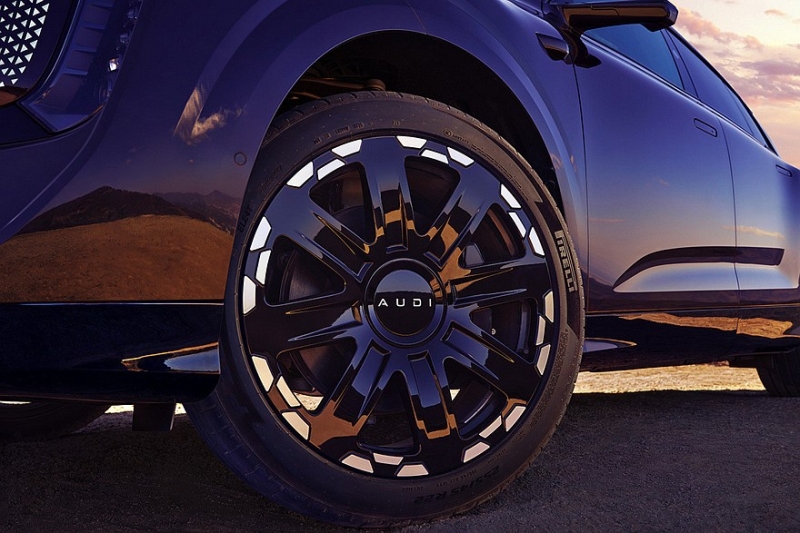 Кроссовер AUDI E7X на подмогу непопулярному универсалу E5: новые фото и подробности